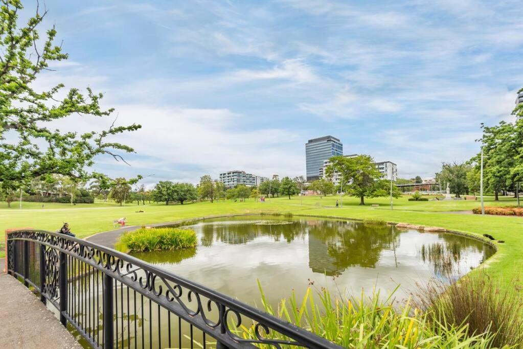 Stayau Luxurious Penthouse 3Br Panoramic Views Box Hill Exterior foto