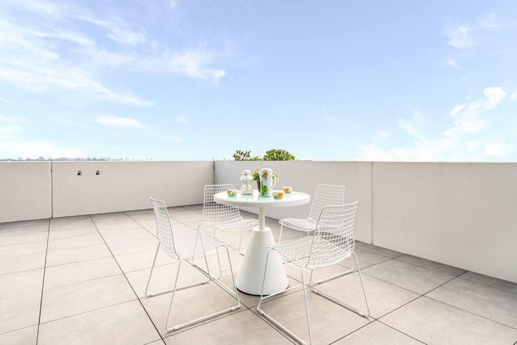 Stayau Luxurious Penthouse 3Br Panoramic Views Box Hill Exterior foto